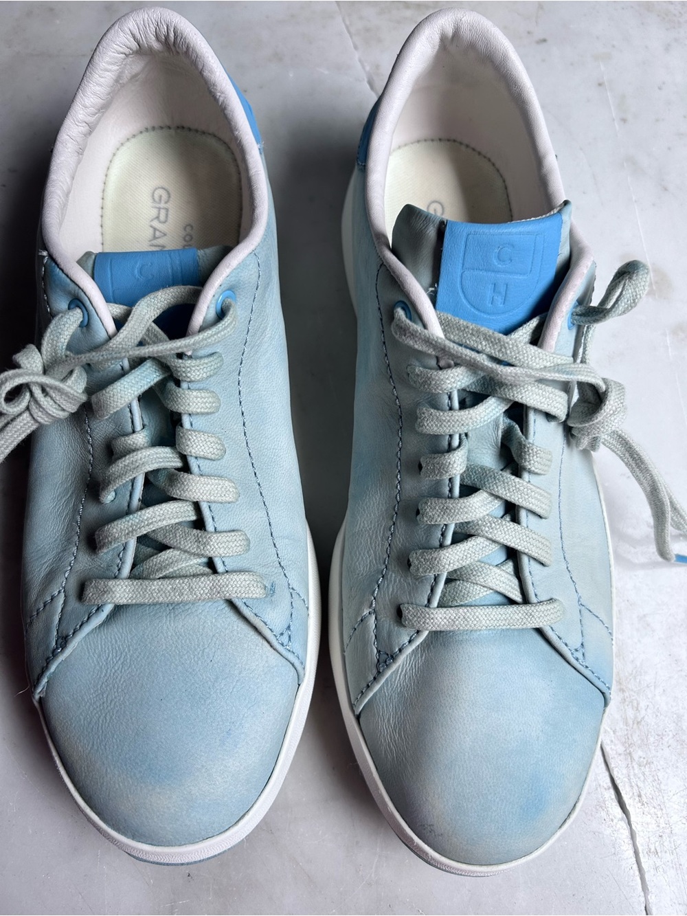 Women’s Cole Haan sky blue leather sneakers size 8 style #W05552 grand pro
